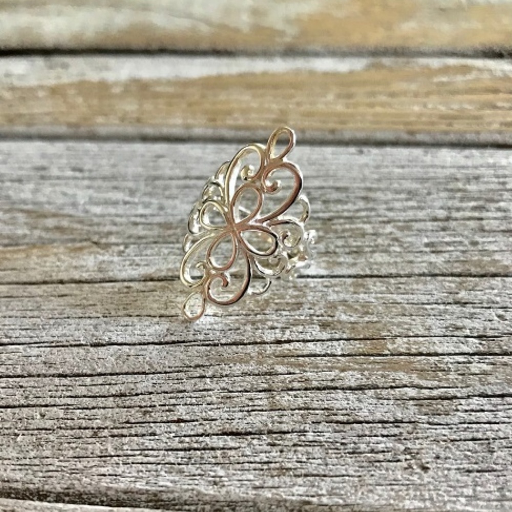 Polished Sterling Silver Ornate Filigree Ring